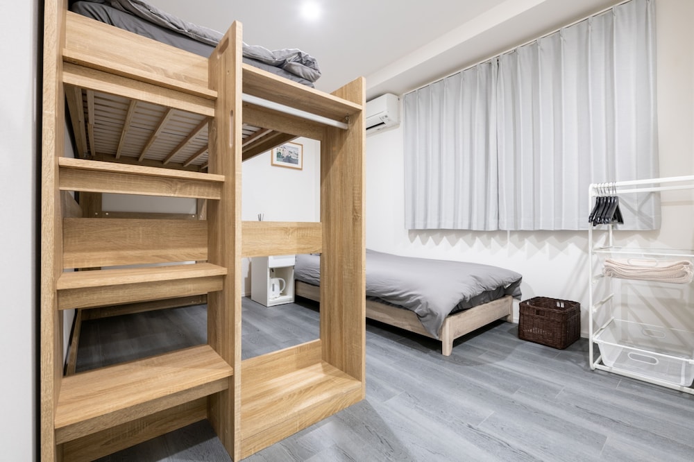 ZAITO TOKYO YOKOKAWA ECONOMY INN 東京