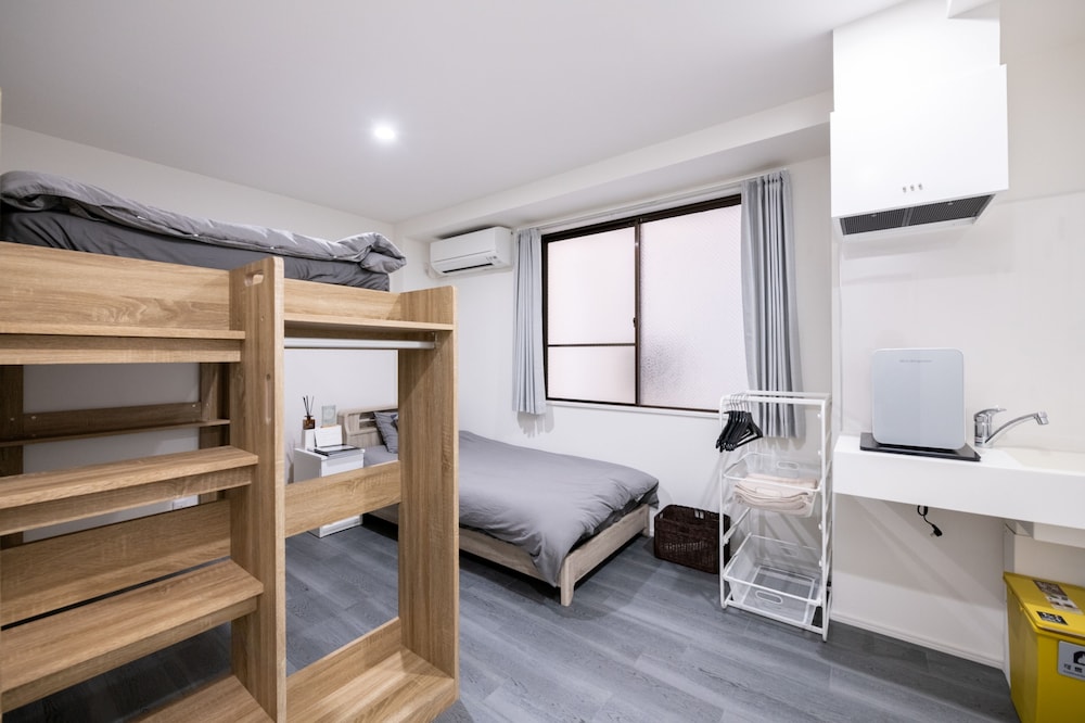 ZAITO TOKYO YOKOKAWA ECONOMY INN 東京