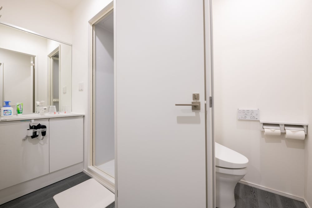 ZAITO TOKYO YOKOKAWA ECONOMY INN 東京