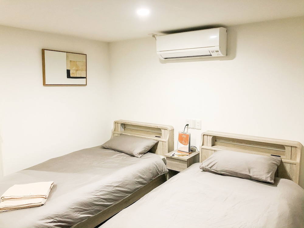 ZAITO TOKYO CHITOSE ECONOMY INN 東京