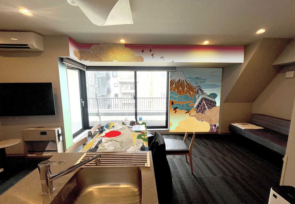 MONDAY APART PREMIUM 浜松町 東京
