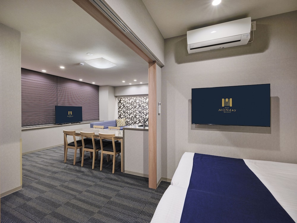 MONDAY APART PREMIUM 浜松町 東京