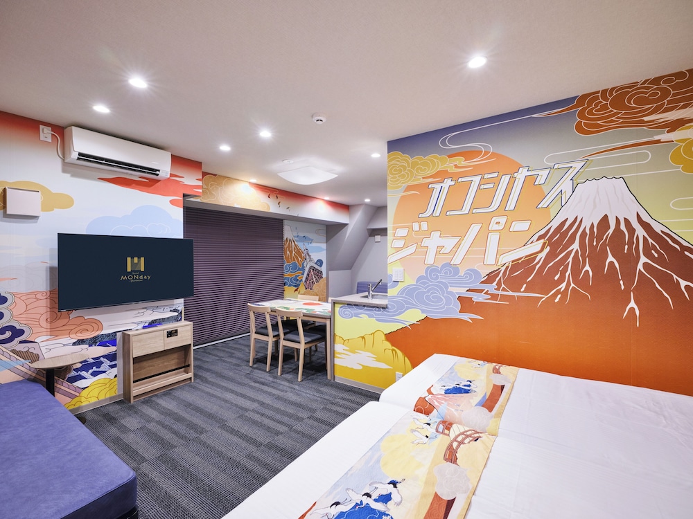 MONDAY APART PREMIUM 浜松町 東京