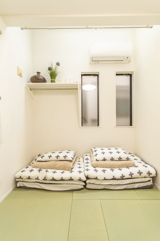 SHINJUKU-OKUBO HOUSE 東京