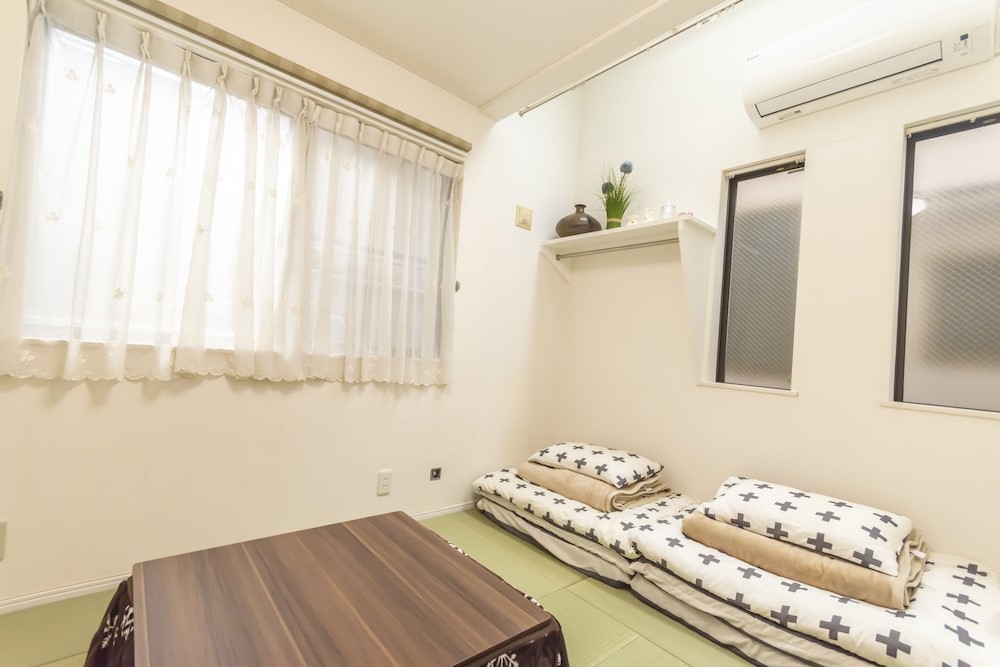 SHINJUKU-OKUBO HOUSE 東京