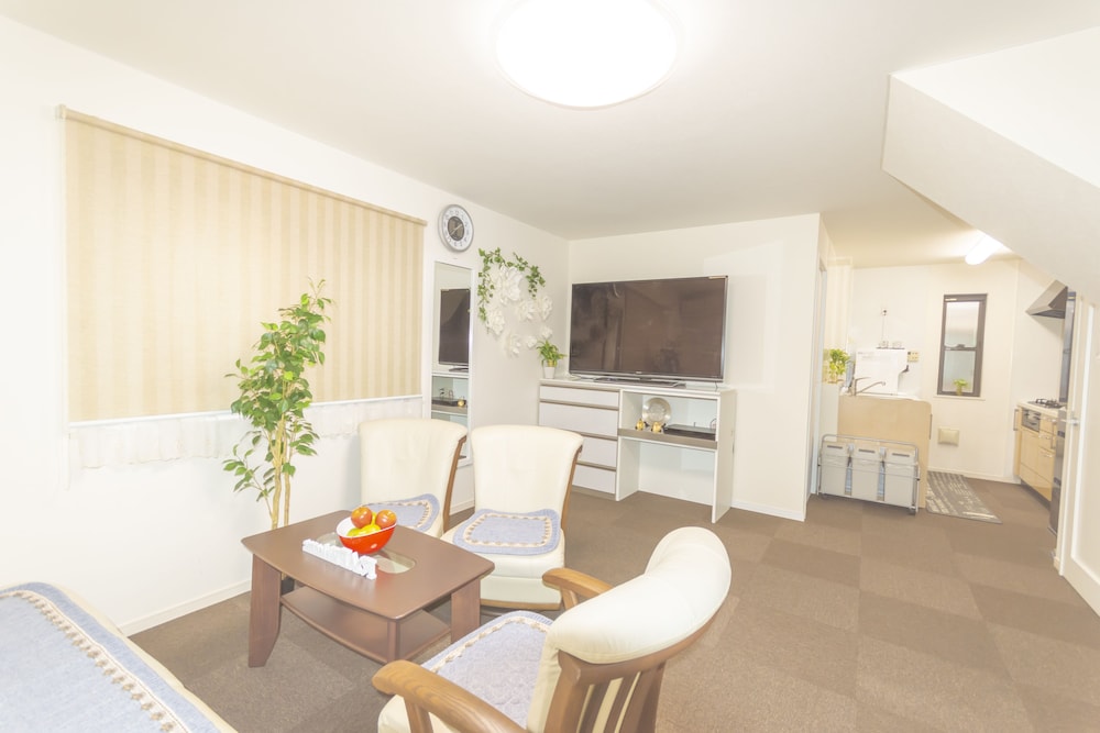 SHINJUKU-OKUBO HOUSE 東京