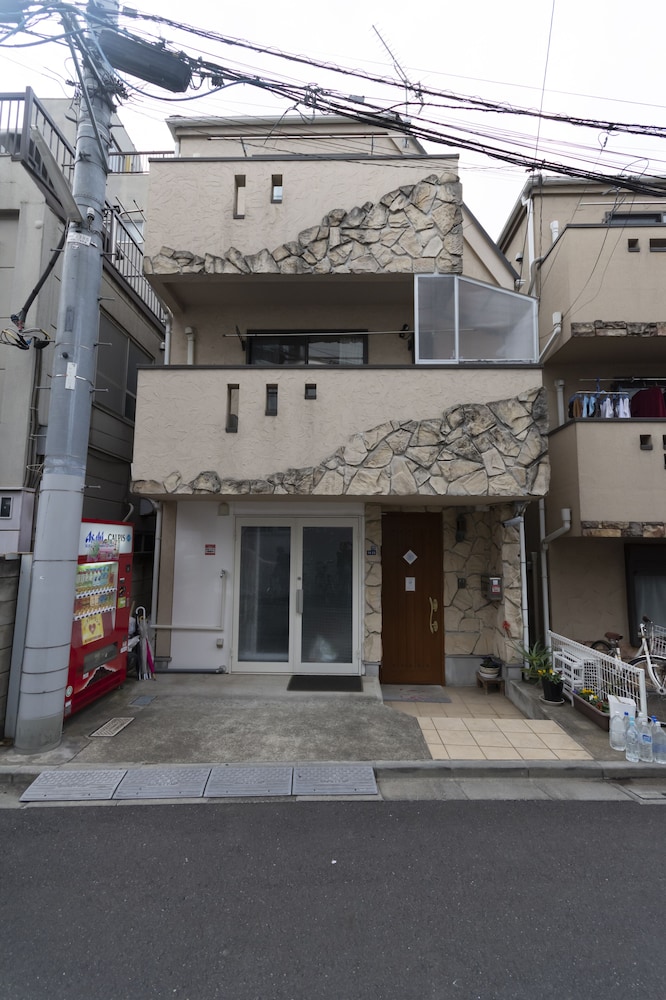 SHINJUKU-OKUBO HOUSE 東京