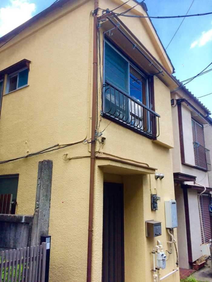YELLOW HOUSE 東京