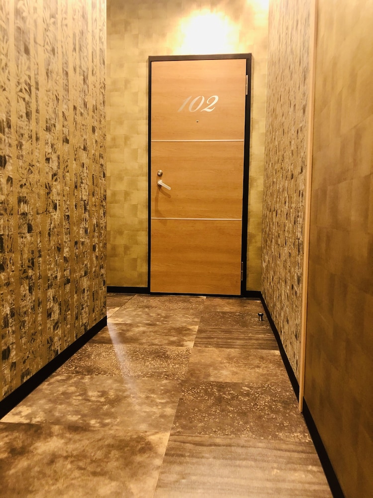 オハヨー池袋 東京