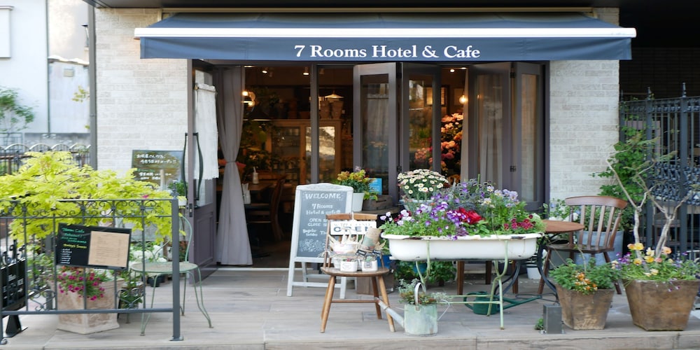 7 ROOMS HOTEL & CAFE 東京