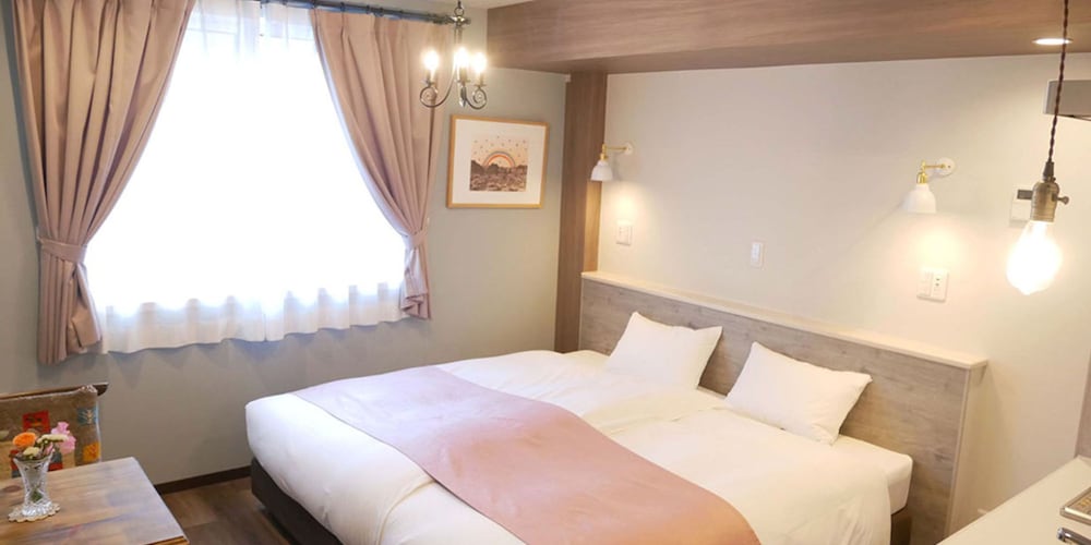 7 ROOMS HOTEL & CAFE 東京