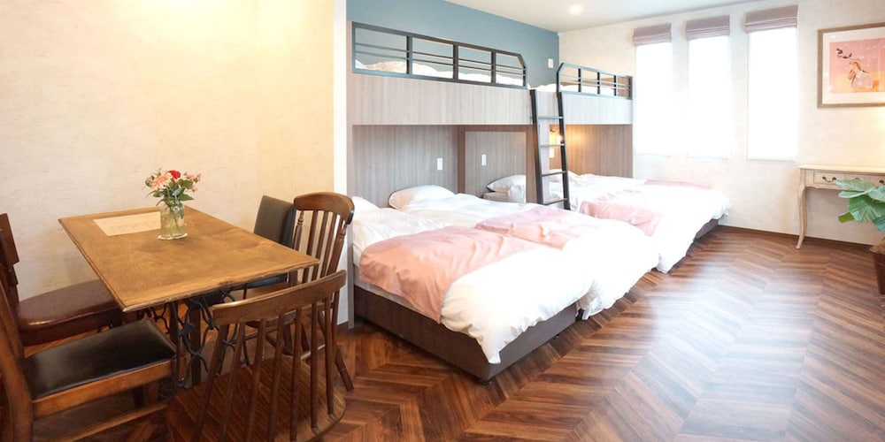 7 ROOMS HOTEL & CAFE 東京