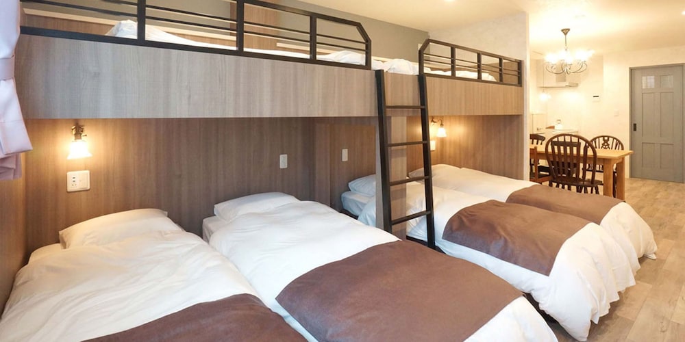 7 ROOMS HOTEL & CAFE 東京