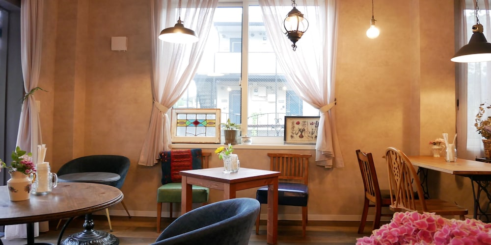 7 ROOMS HOTEL & CAFE 東京