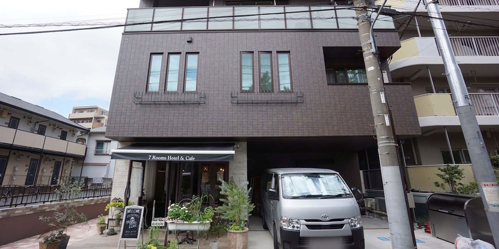 7 ROOMS HOTEL & CAFE 東京