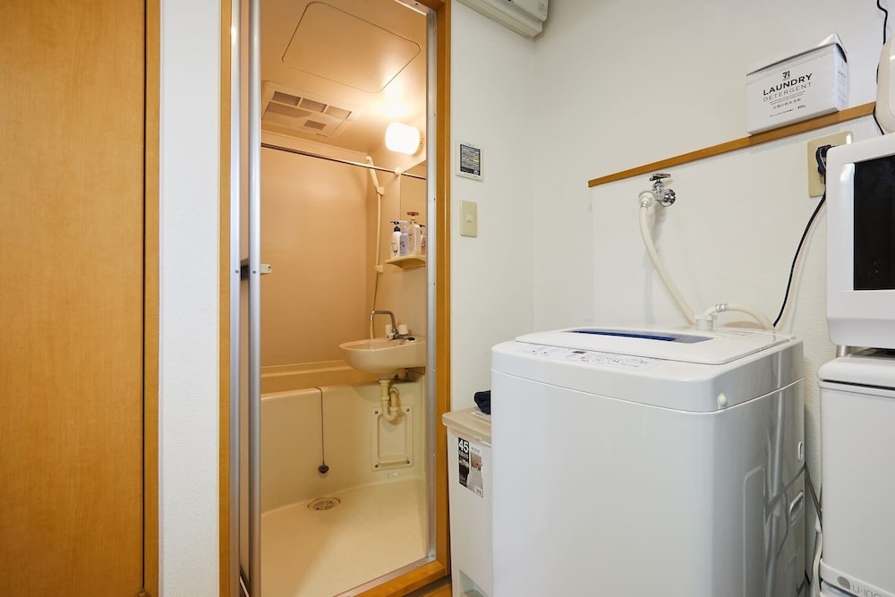 レジデンシャルホテル三軒茶屋アミカファースト 303 東京