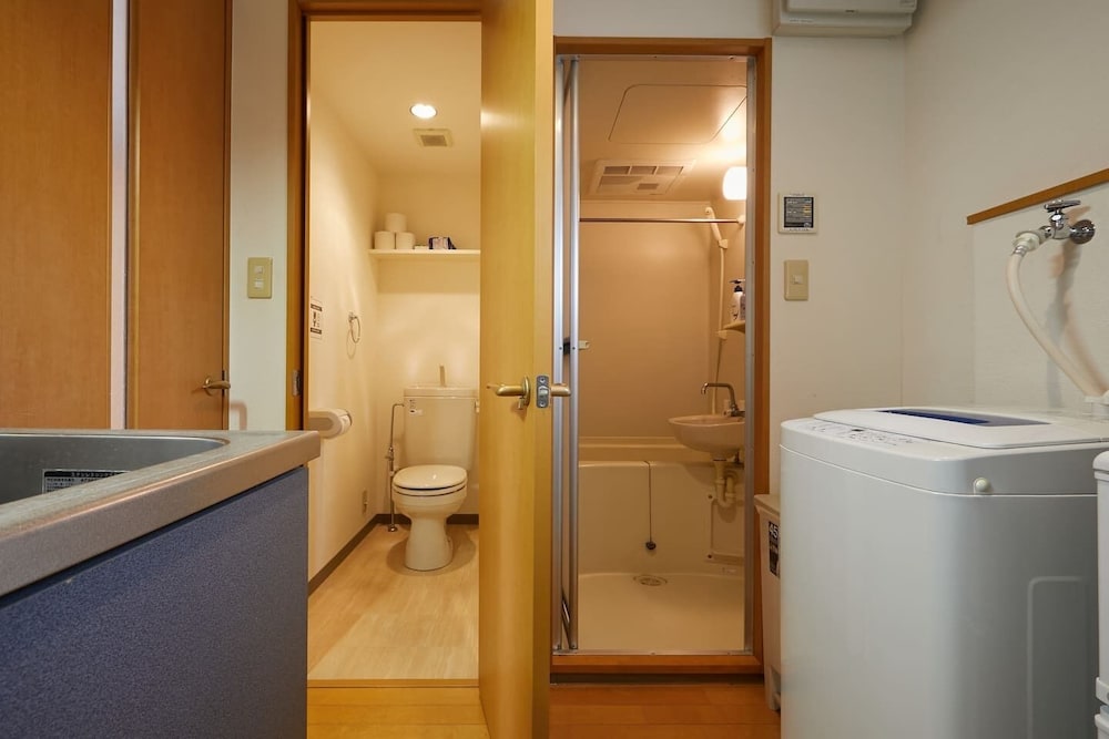 レジデンシャルホテル三軒茶屋アミカファースト 303 東京