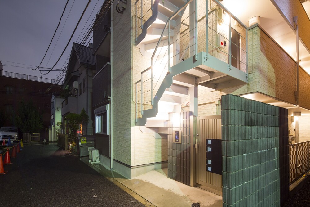 ROYAL COURT IKEBUKURO 301 東京