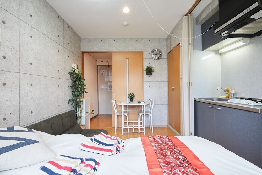 レジデンシャルホテル三軒茶屋アミカファースト 301 東京