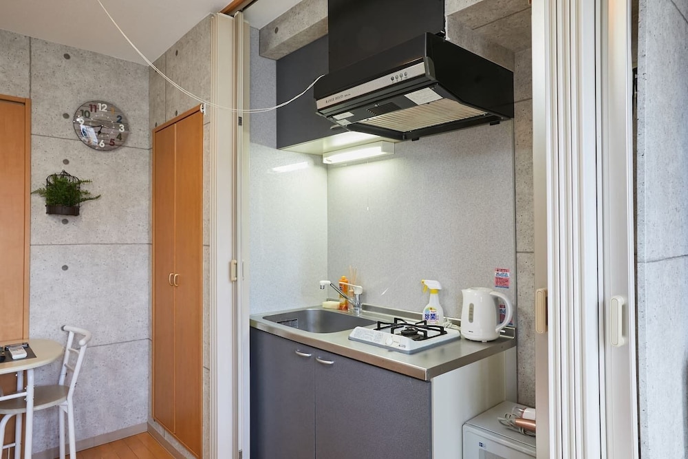 レジデンシャルホテル三軒茶屋アミカファースト 301 東京