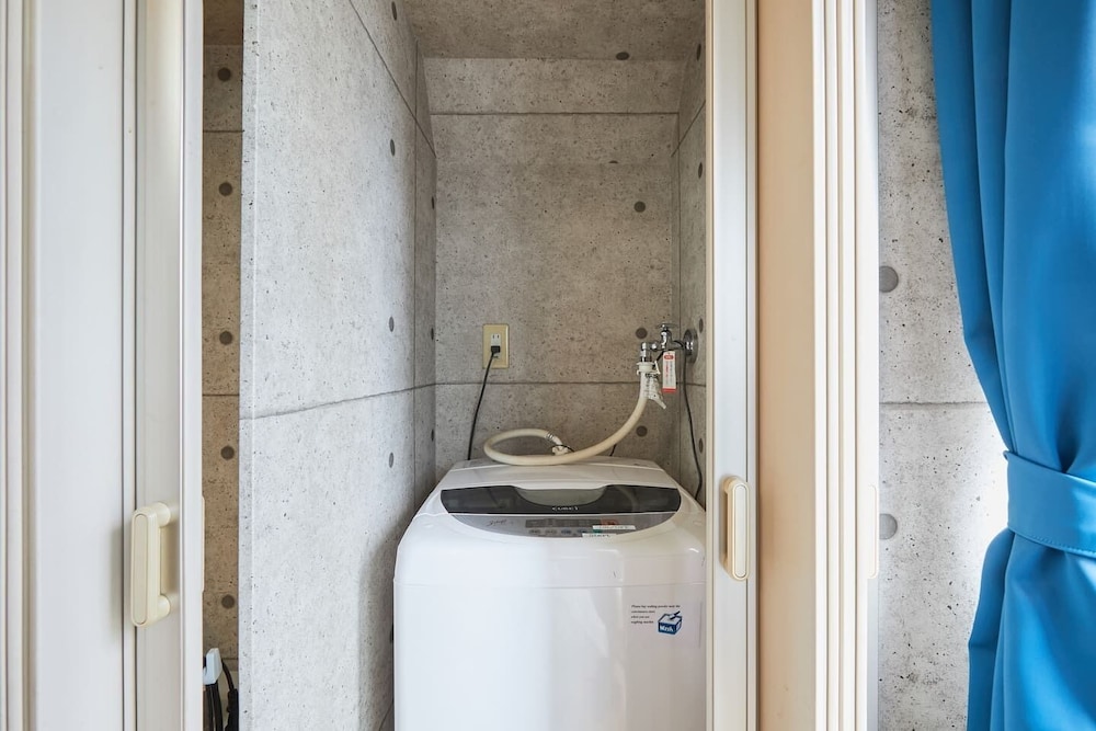 レジデンシャルホテル三軒茶屋アミカファースト 301 東京