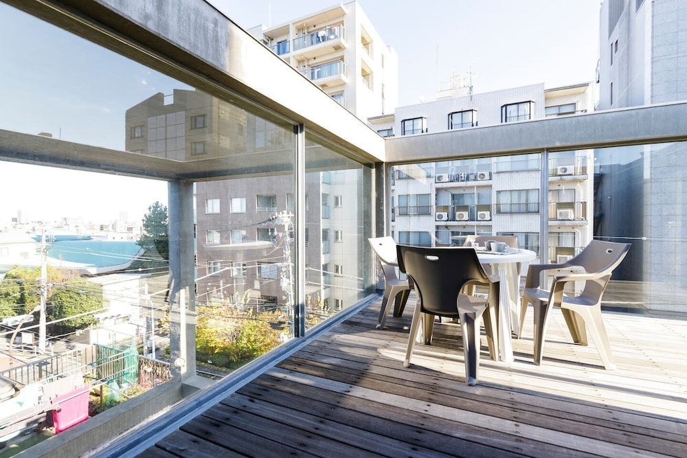 GLASS HOUSE RM.3 東京