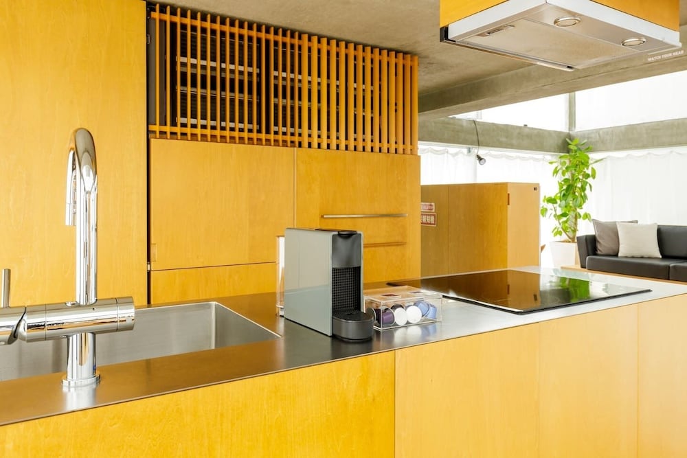 GLASS HOUSE RM.3 東京