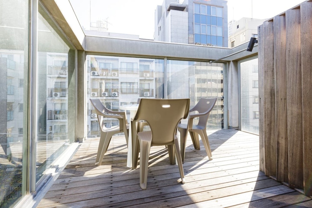 GLASS HOUSE RM.3 東京