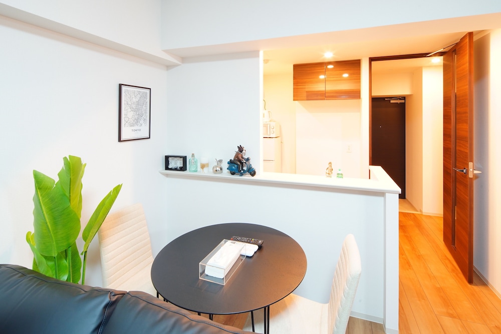 EOS HOTEL OKACHIMACHI 東京