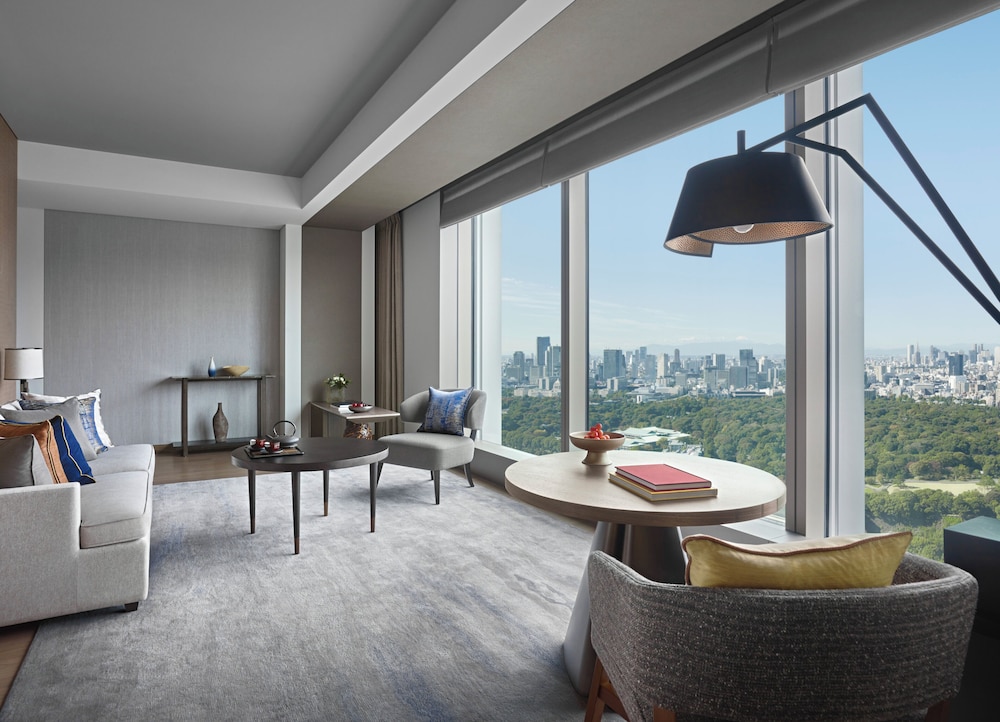 フォーシーズンズホテル東京大手町 東京