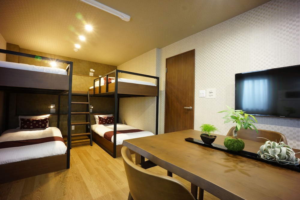 RONA HOTEL 東京