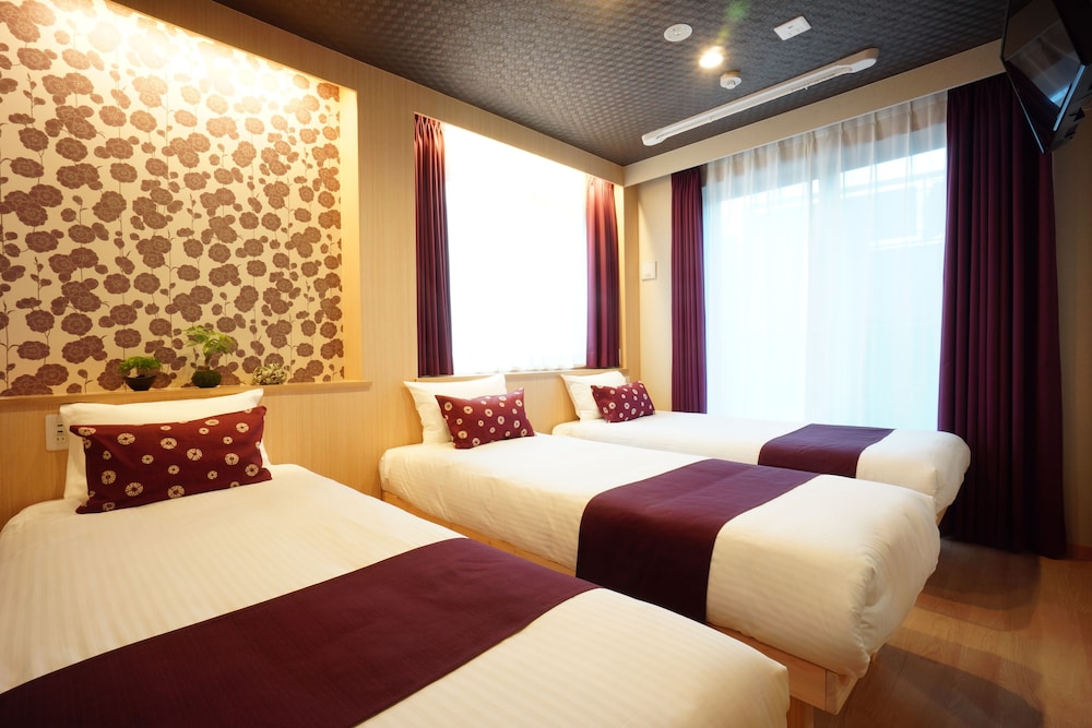 RONA HOTEL 東京