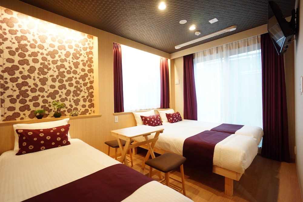 RONA HOTEL 東京