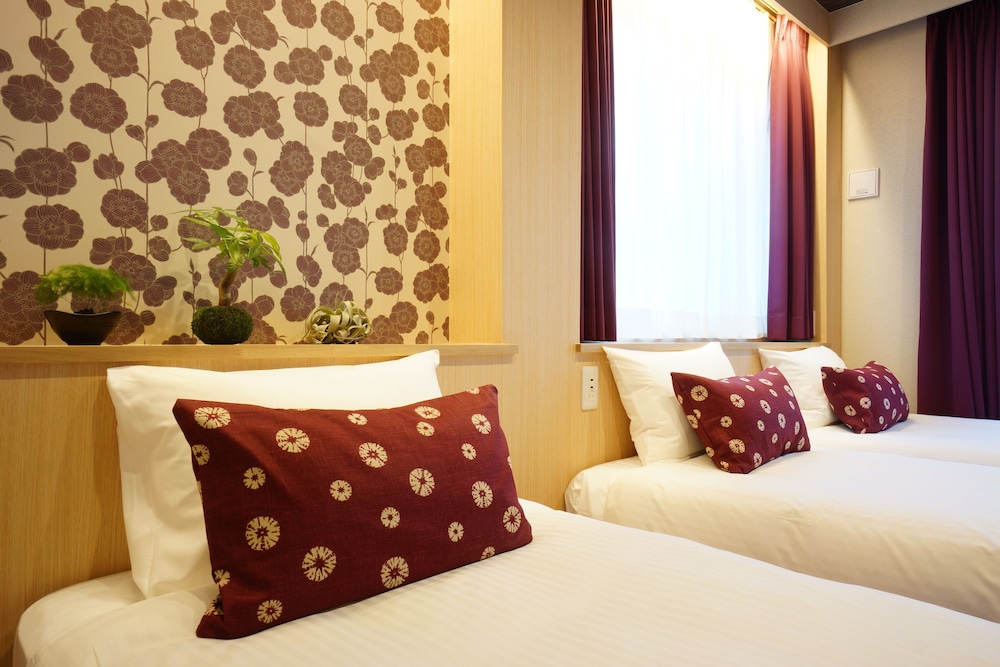 RONA HOTEL 東京