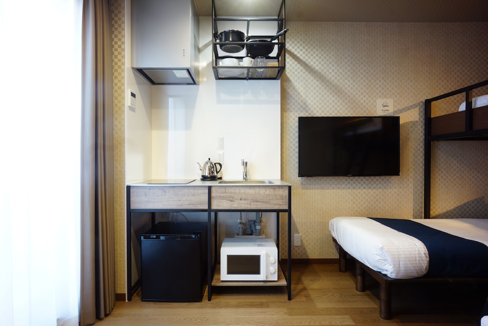RONA HOTEL 東京