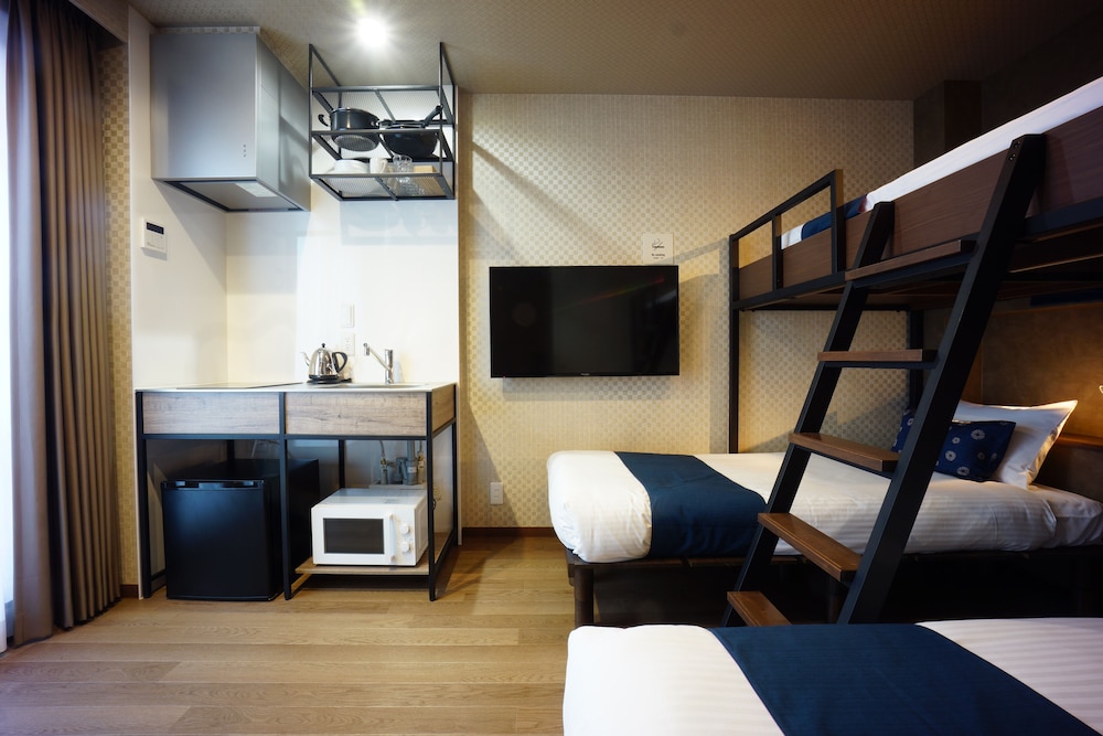 RONA HOTEL 東京