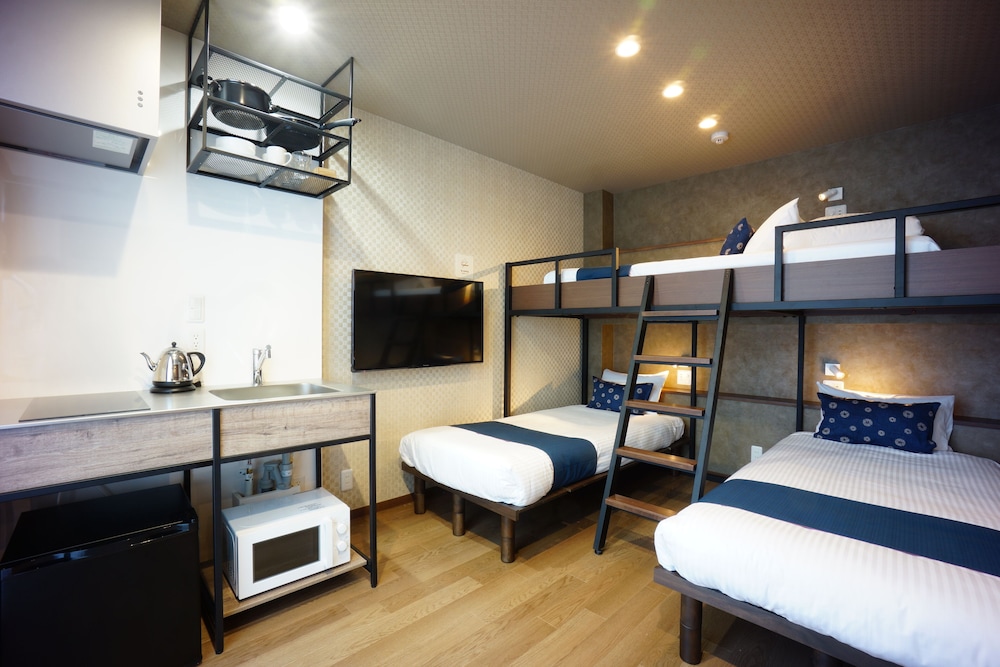 RONA HOTEL 東京