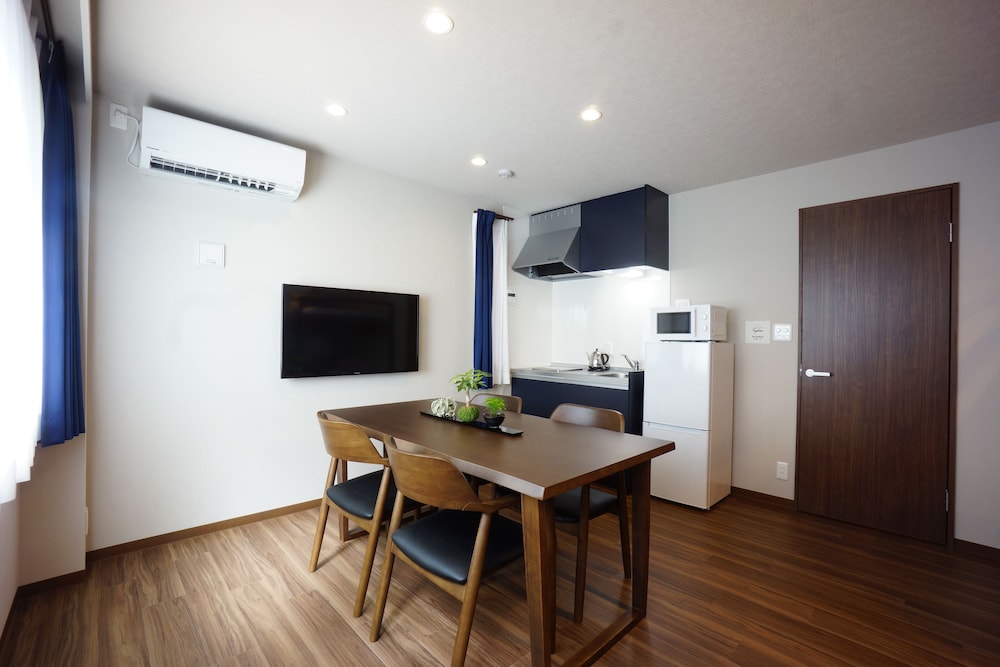 RONA HOTEL 東京