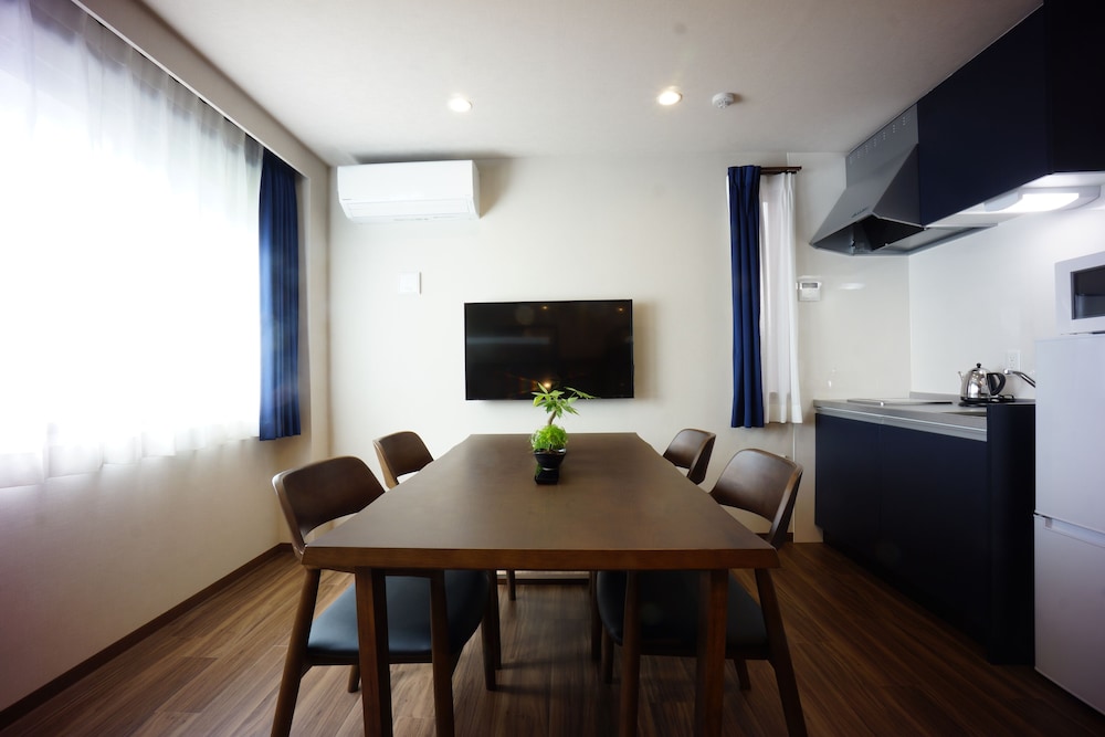 RONA HOTEL 東京