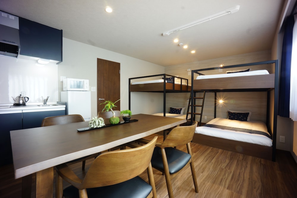 RONA HOTEL 東京