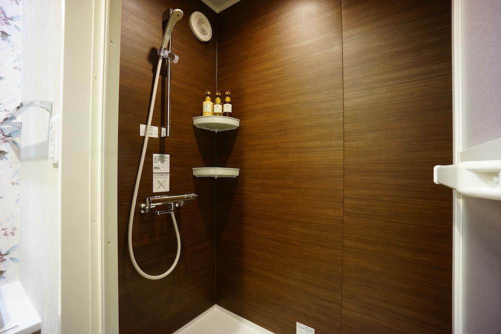 RONA HOTEL 東京