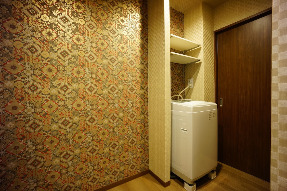 RONA HOTEL 東京