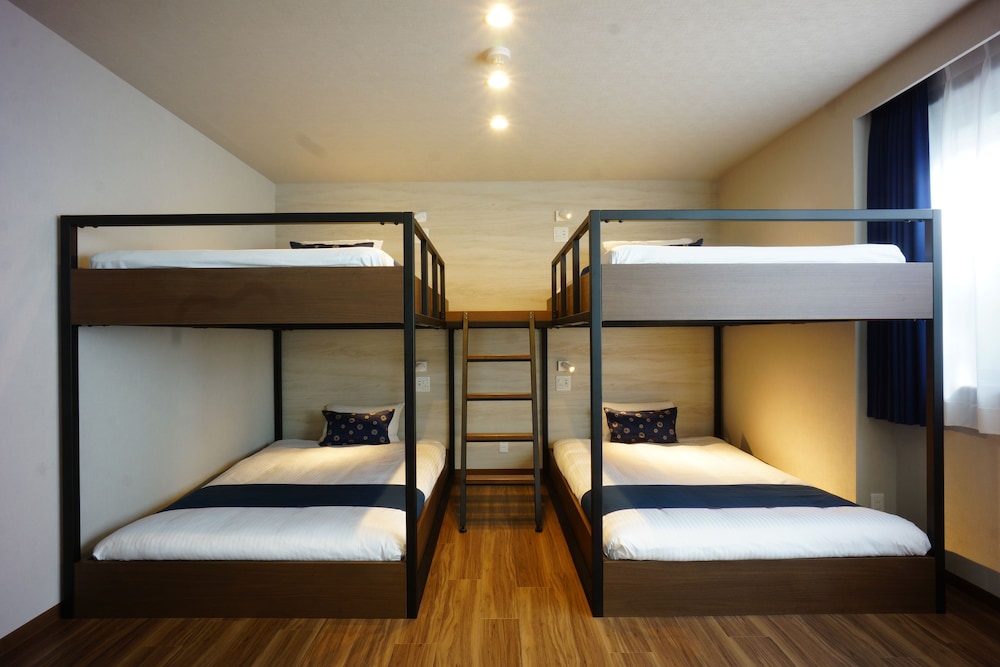 RONA HOTEL 東京