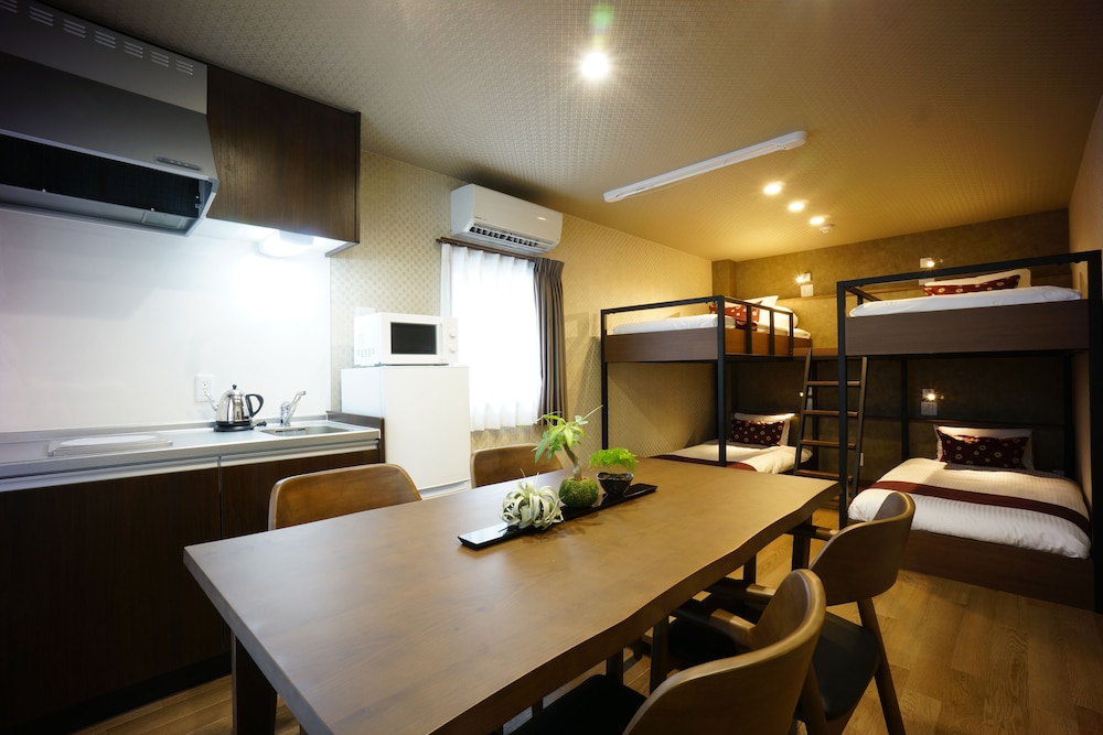 RONA HOTEL 東京
