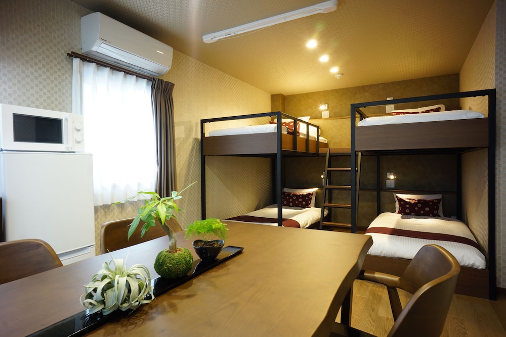 RONA HOTEL 東京