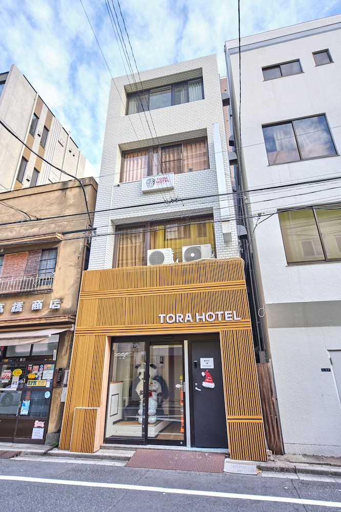TORA HOTEL UENO 193D 東京