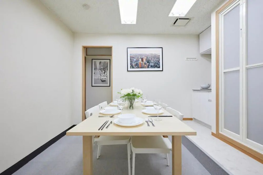 TORA HOTEL TAITO B 東京