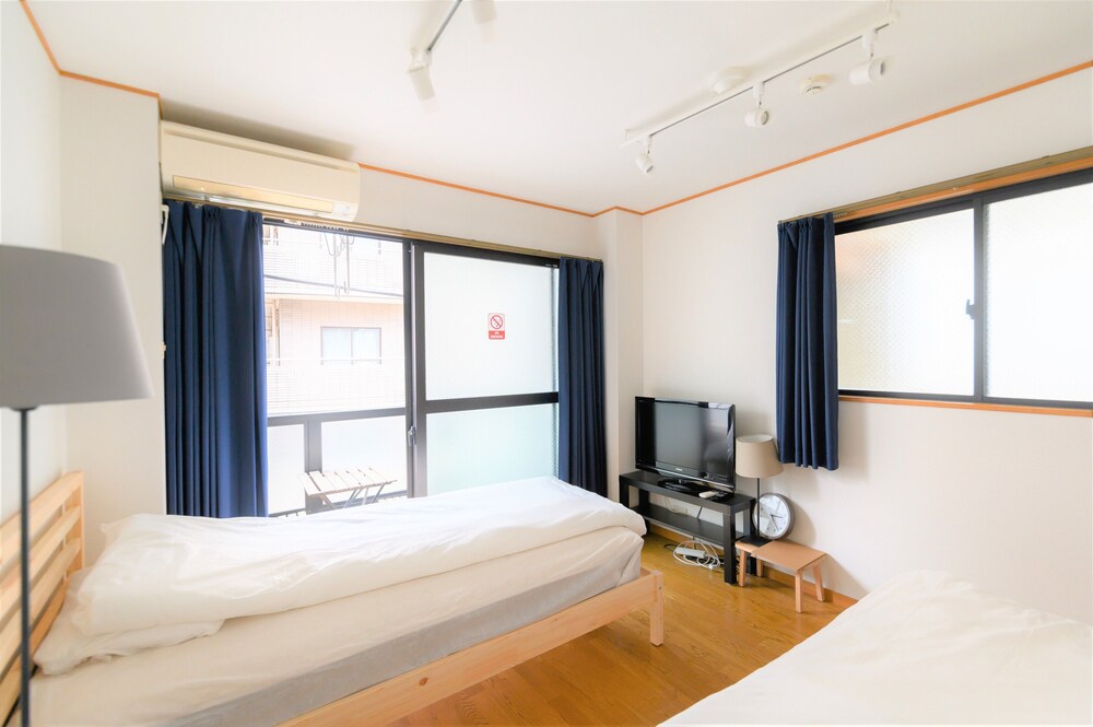 LE PETIT TOKYO 東京