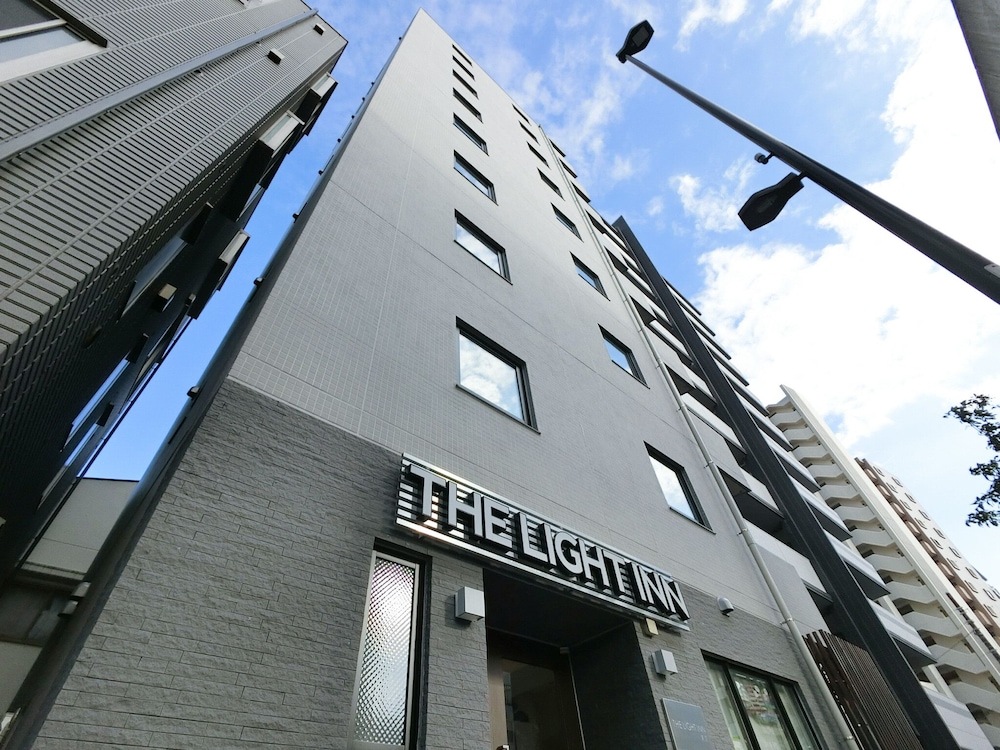THE LIGHT INN 東京