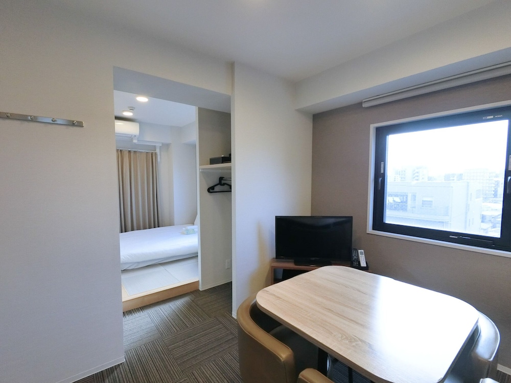 THE LIGHT INN 東京